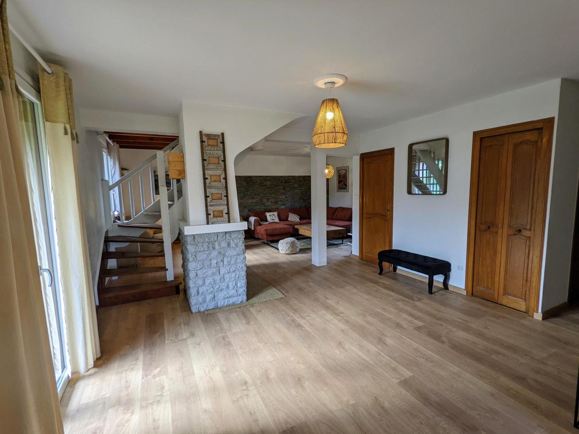 La Bigourdane Grand Gite Confortable & Spa 캄팡 외부 사진