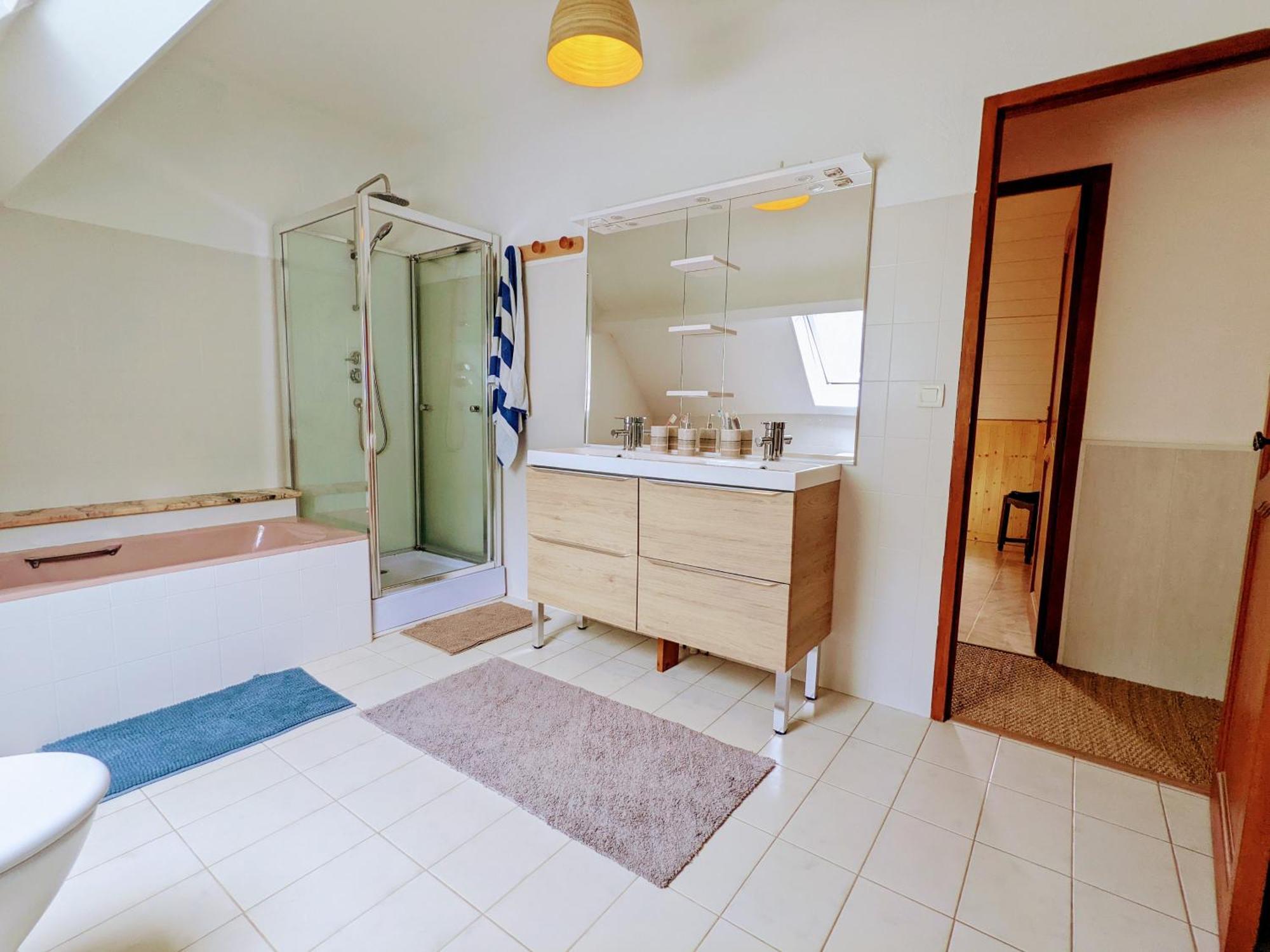 La Bigourdane Grand Gite Confortable & Spa 캄팡 외부 사진